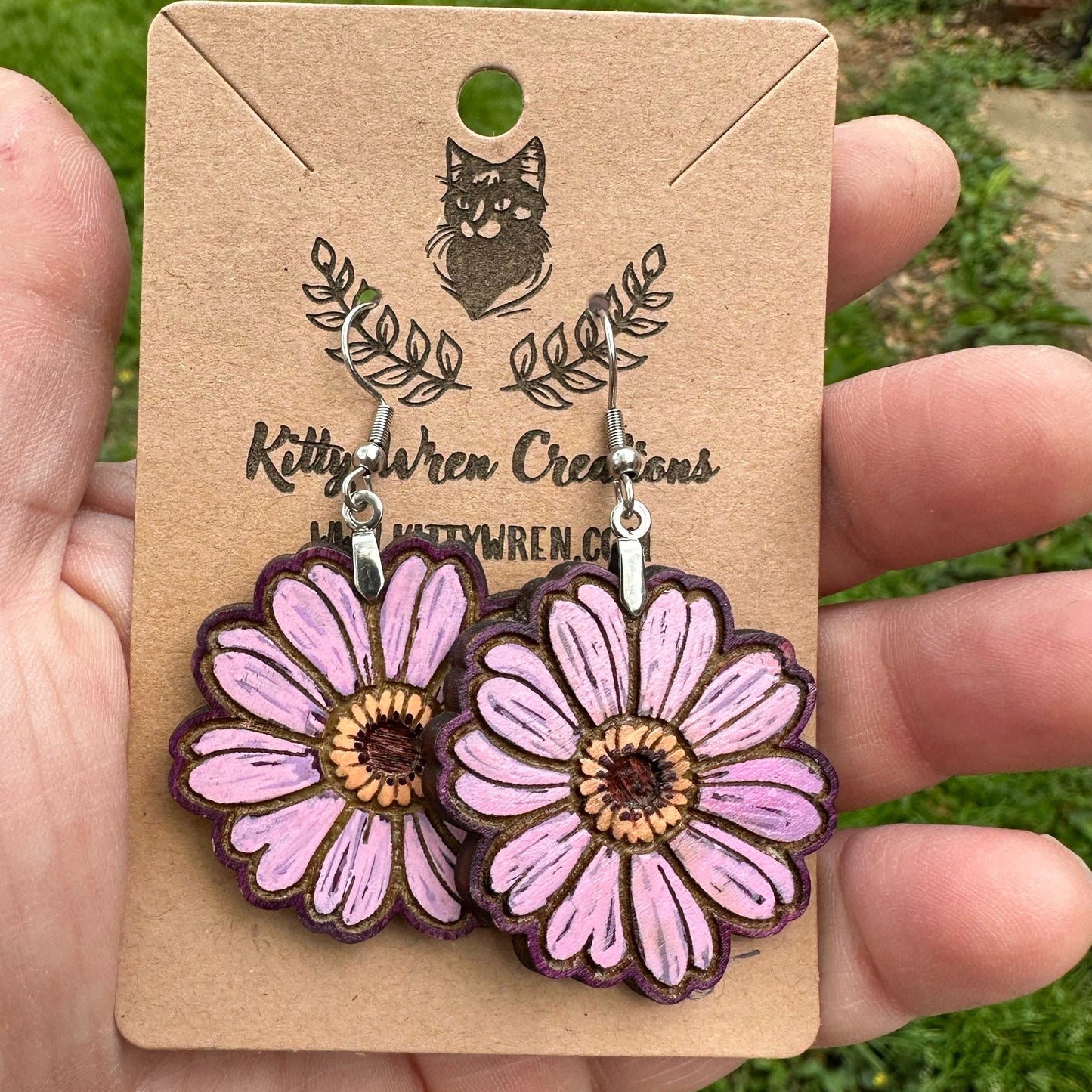 Gerber Daisy Earrings in a wood gift box